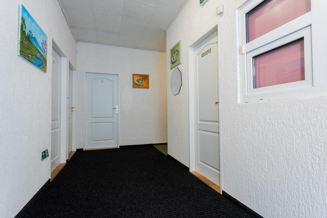 Penzion Skolicka Prag Exterior foto