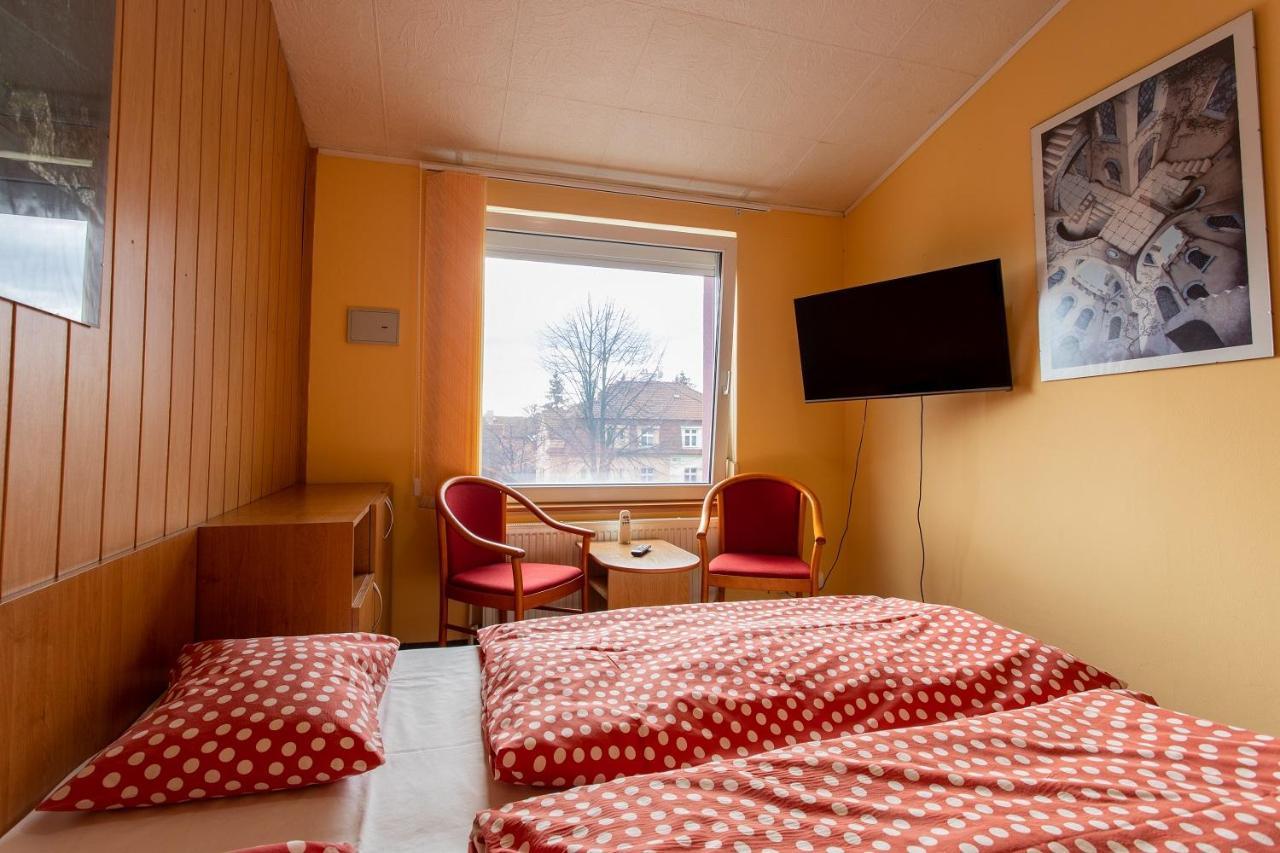 Penzion Skolicka Prag Exterior foto